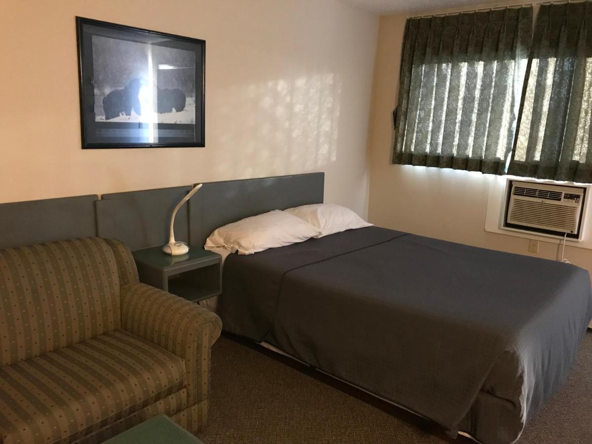 Plains Motor Inn Stettler Esterno foto